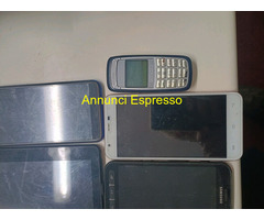 Stock di cellulari Samsung e altri