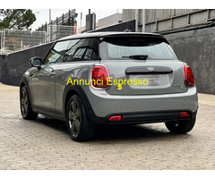 MINI Cooper SE Berlina