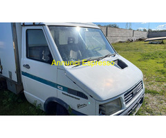 CABINA IVECO DAILY 35.12; 35.10; 35.08 ECC...