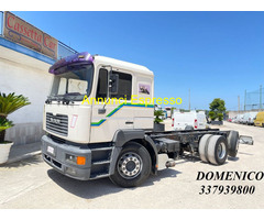 Camion MAN 26 414 F ADR TELAIO