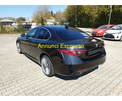 ALFA ROMEO Giulia (2016) Super Q4 2.2D AT8 PANORAMICO Berlina