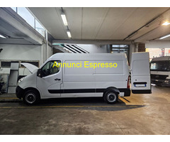 RENAULT Master furgone